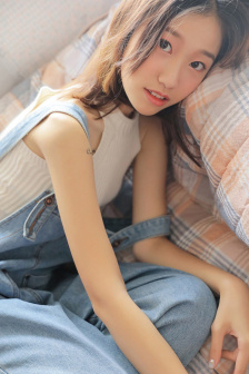 生气的小莹